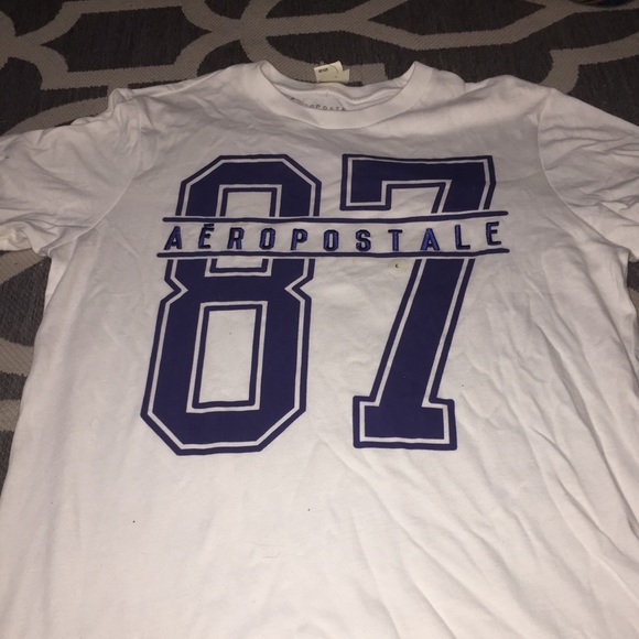 Brand new Mens Aeropostale white tee - Picture 2 of 2